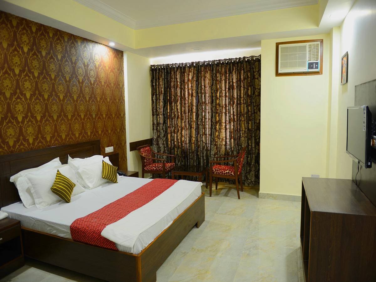Anurag Hotel Katra  Esterno foto