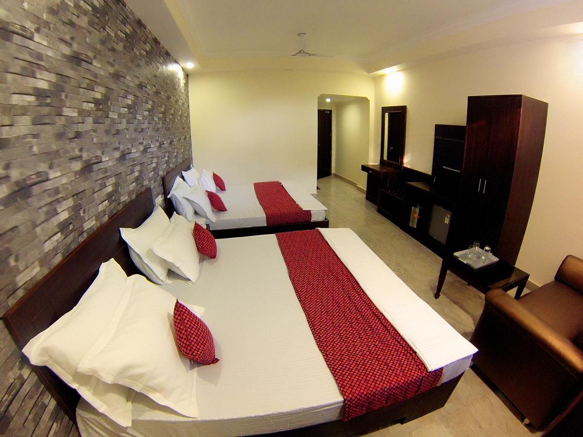 Anurag Hotel Katra  Esterno foto